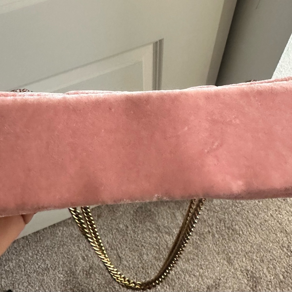 Kurt Geiger Pink Embellished Clutch with Gold Chain - Picture 9 of 9